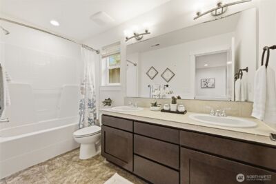 18928 10th Drive SE, Bothell, WA 98012 - Photo 16