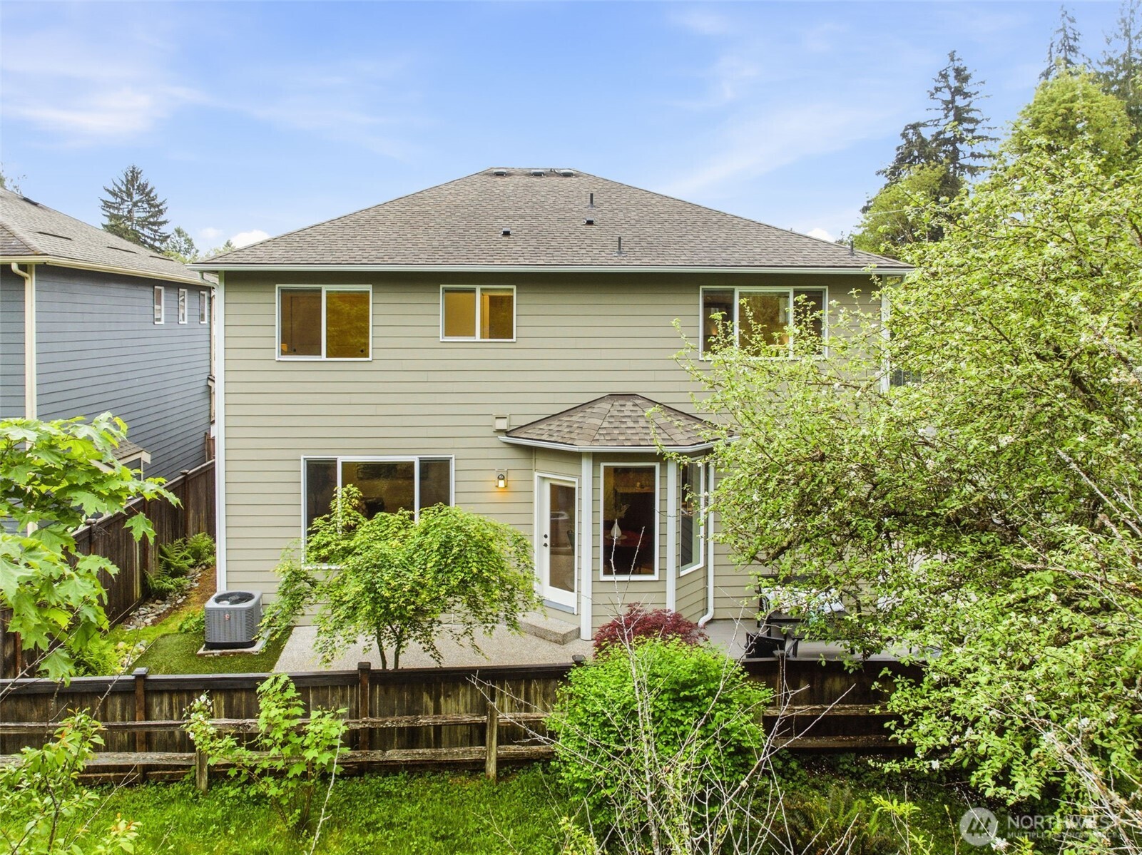 18928 10th Drive SE, Bothell, WA 98012