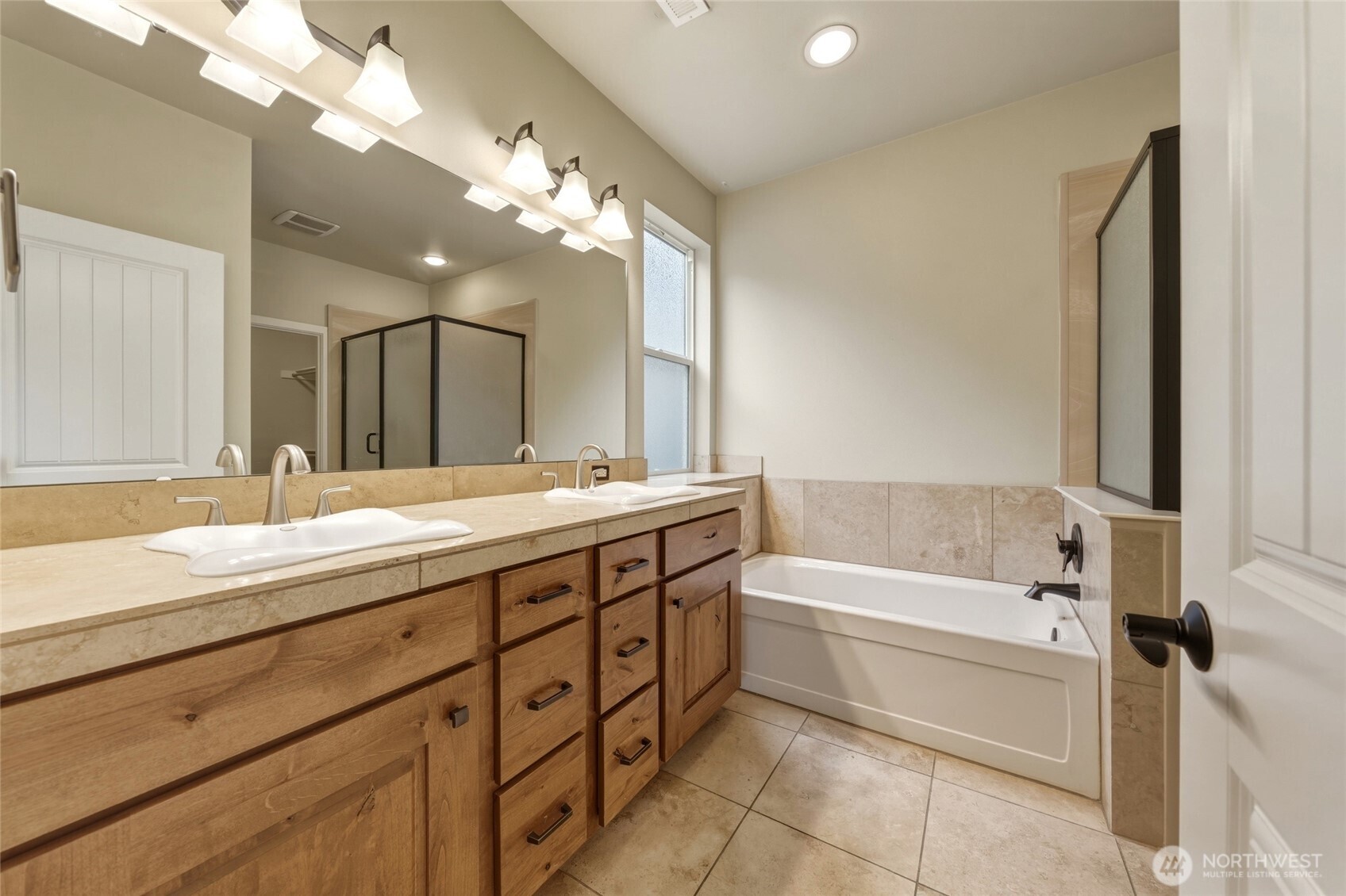 1114 SE Creekside Drive , College Place, WA 99324