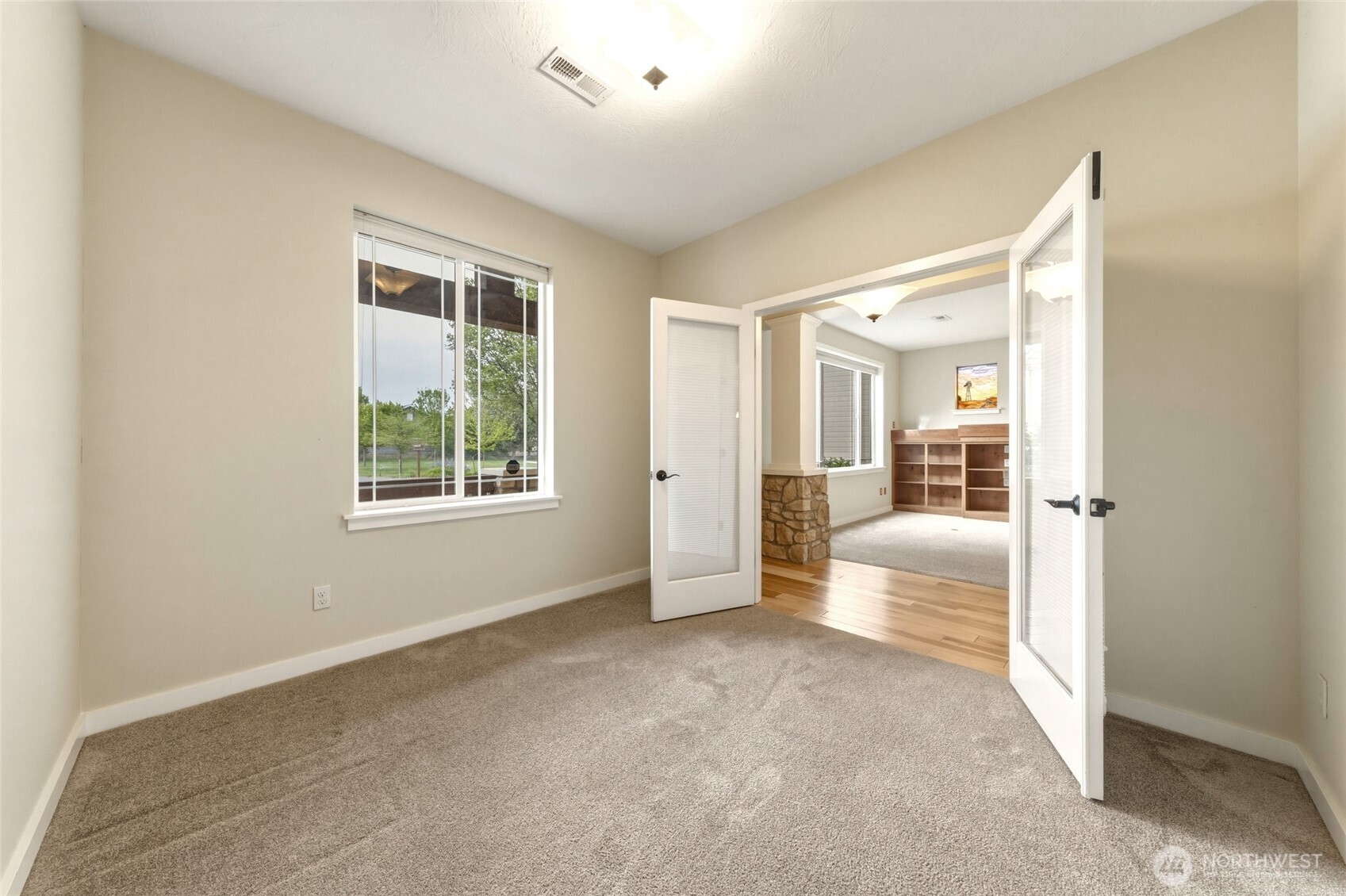 1114 SE Creekside Drive , College Place, WA 99324