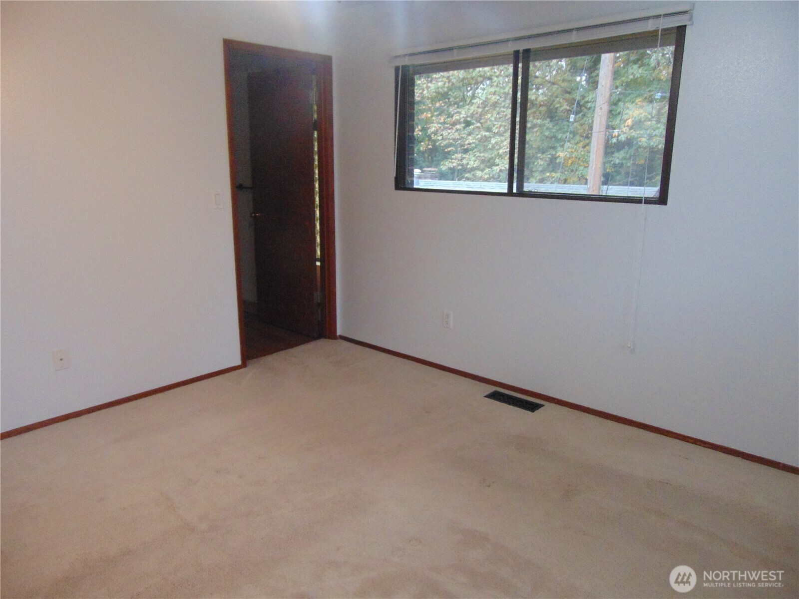19021 46th Avenue S, SeaTac, WA 98188