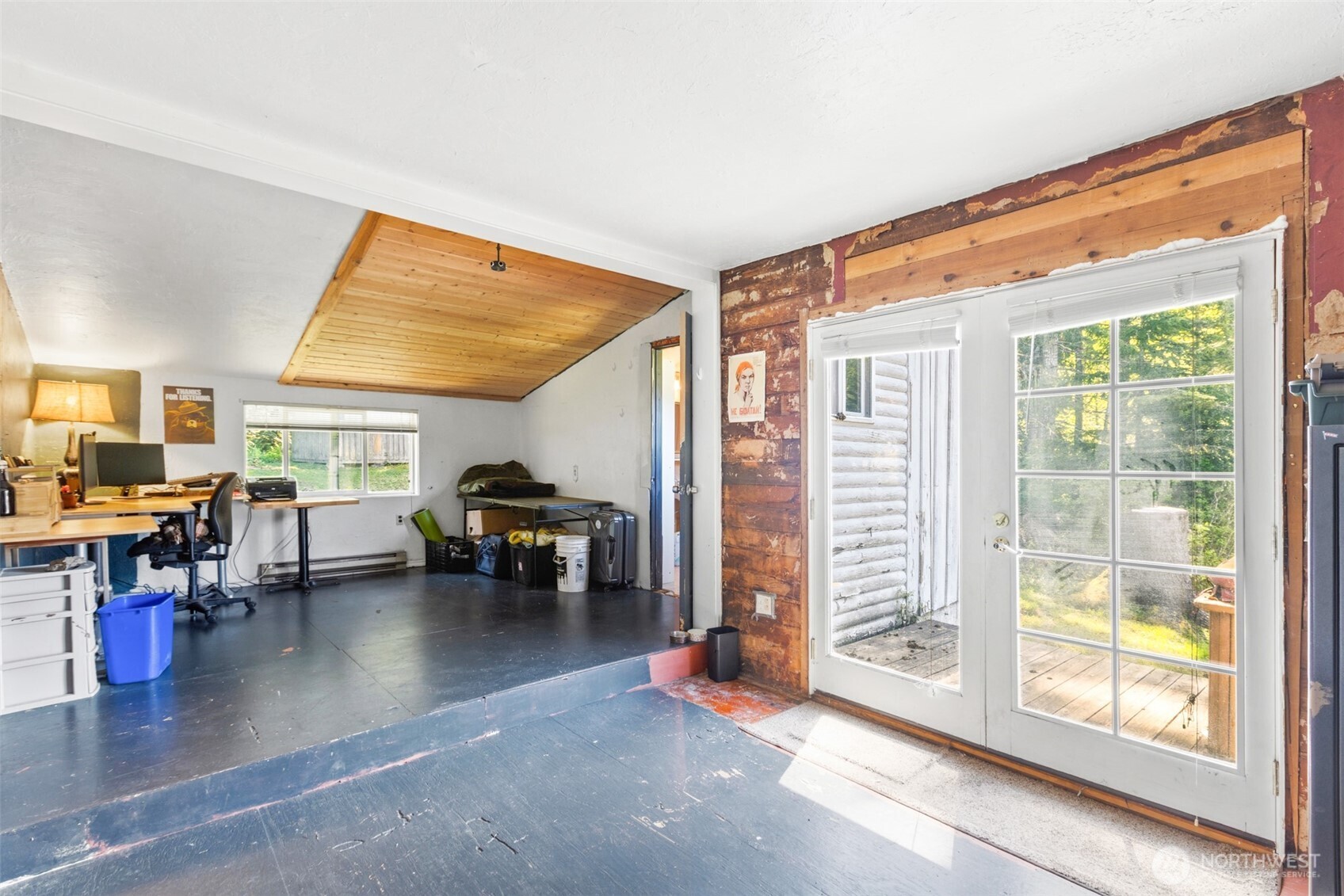 2252 Black Diamond Road , Port Angeles, WA 98363