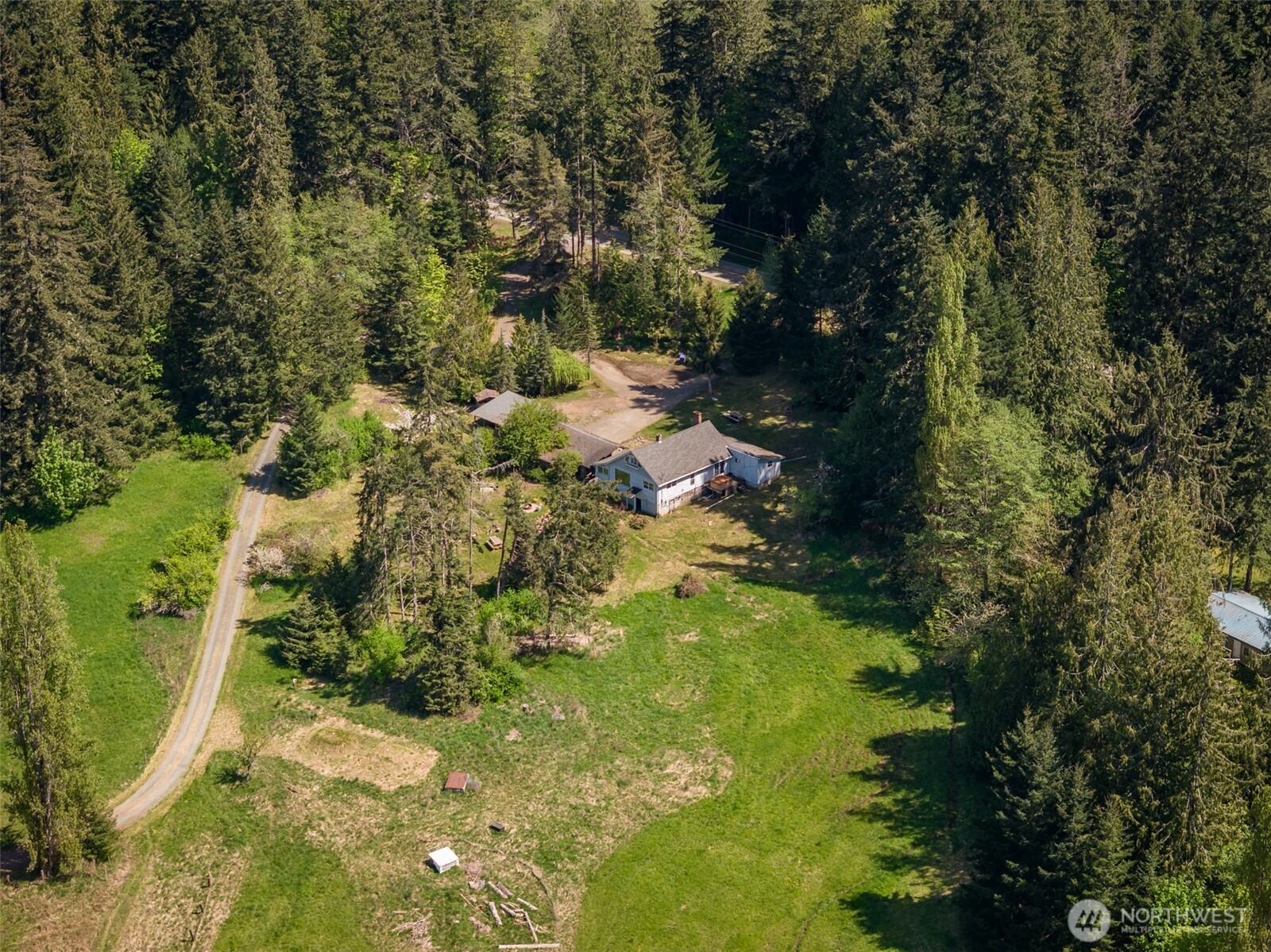 2252 Black Diamond Road , Port Angeles, WA 98363
