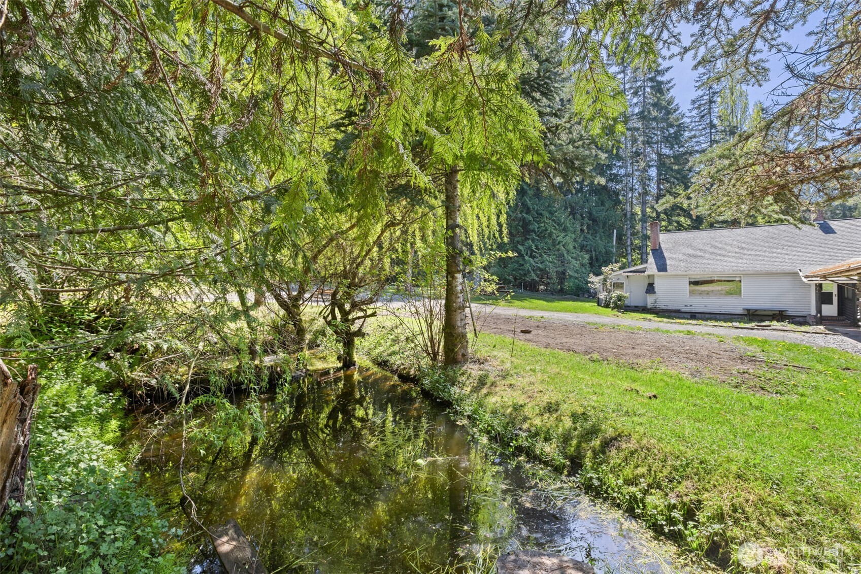 2252 Black Diamond Road , Port Angeles, WA 98363