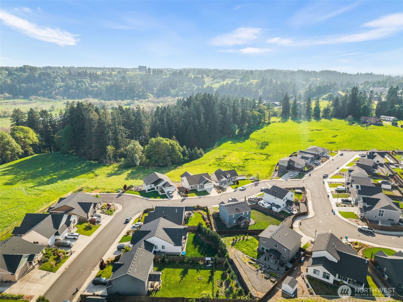 826 W Golden Eagle Avenue , La Center, WA 98629