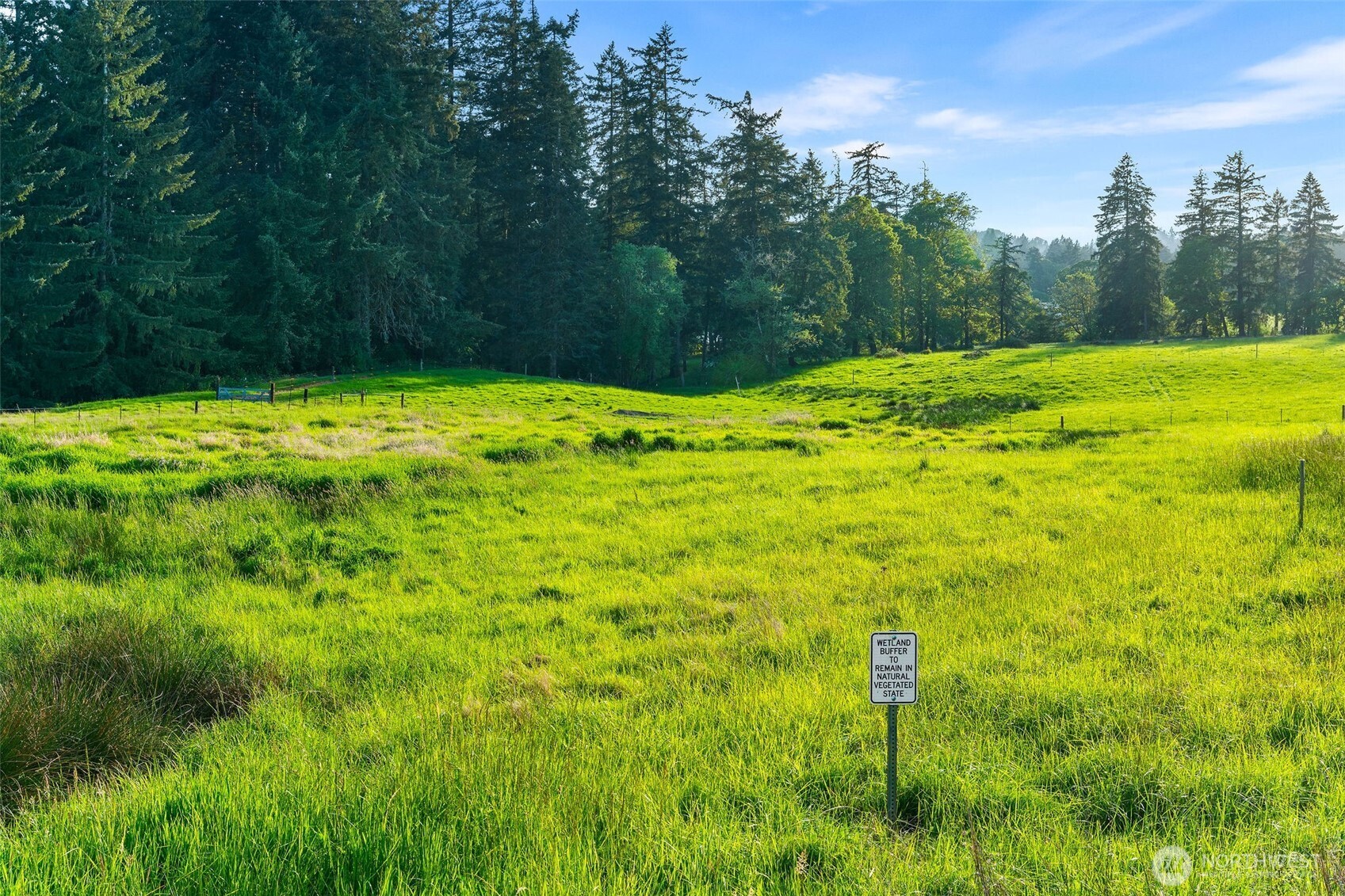 826 W Golden Eagle Avenue , La Center, WA 98629