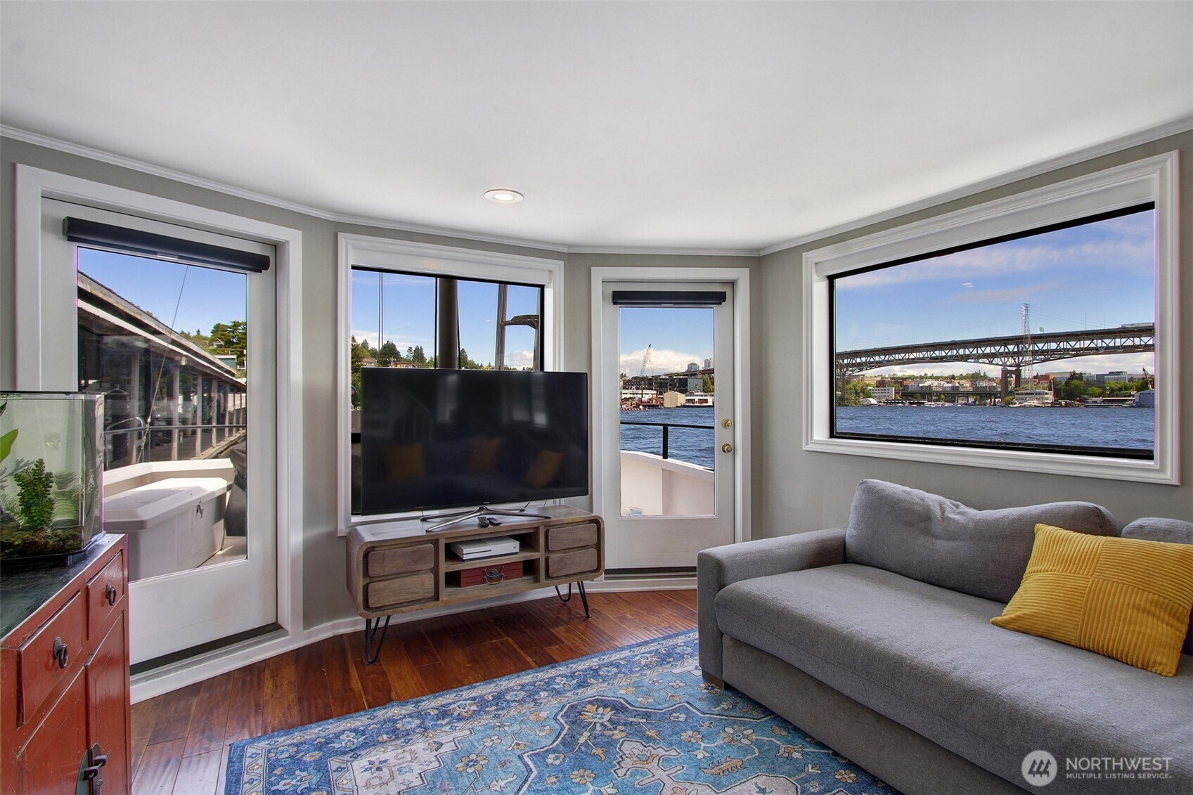 2401 N Northlake Way #B13, Seattle, WA 98103
