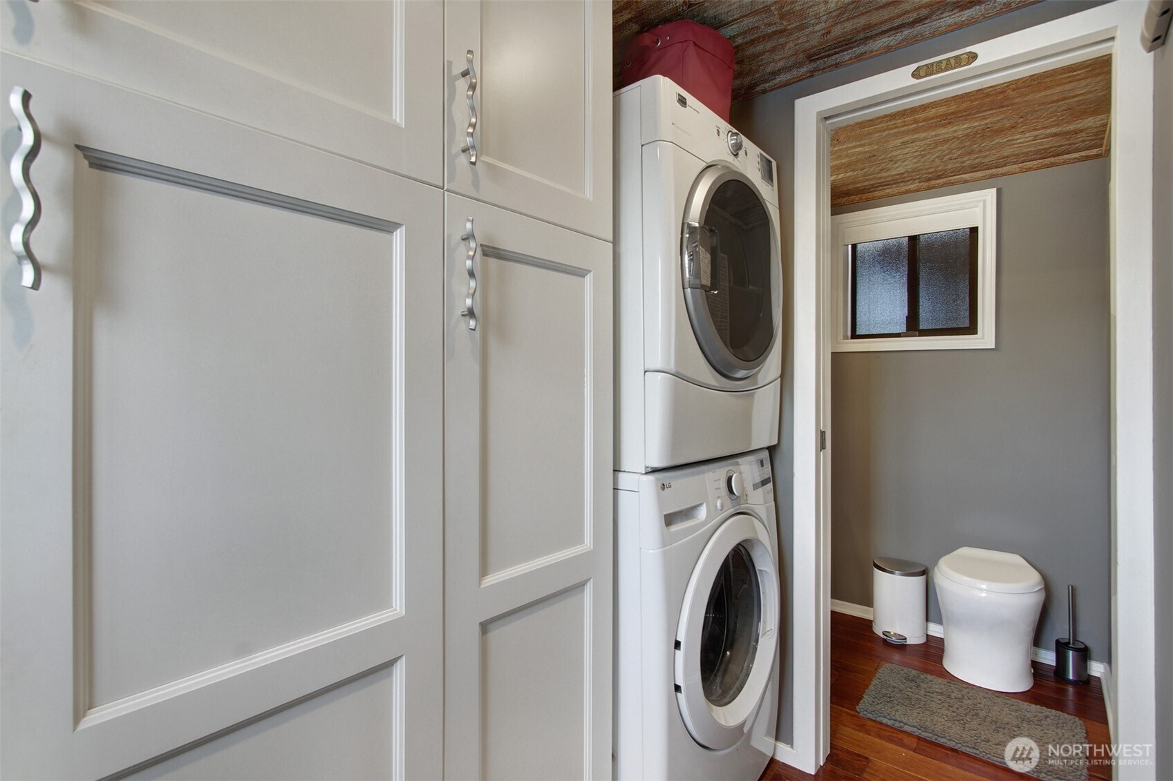 2401 N Northlake Way #B13, Seattle, WA 98103
