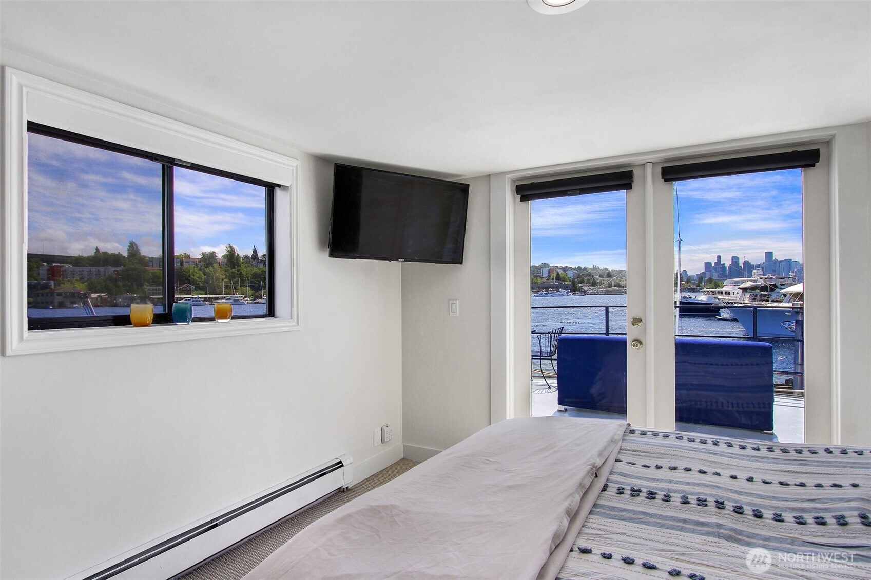 2401 N Northlake Way #B13, Seattle, WA 98103