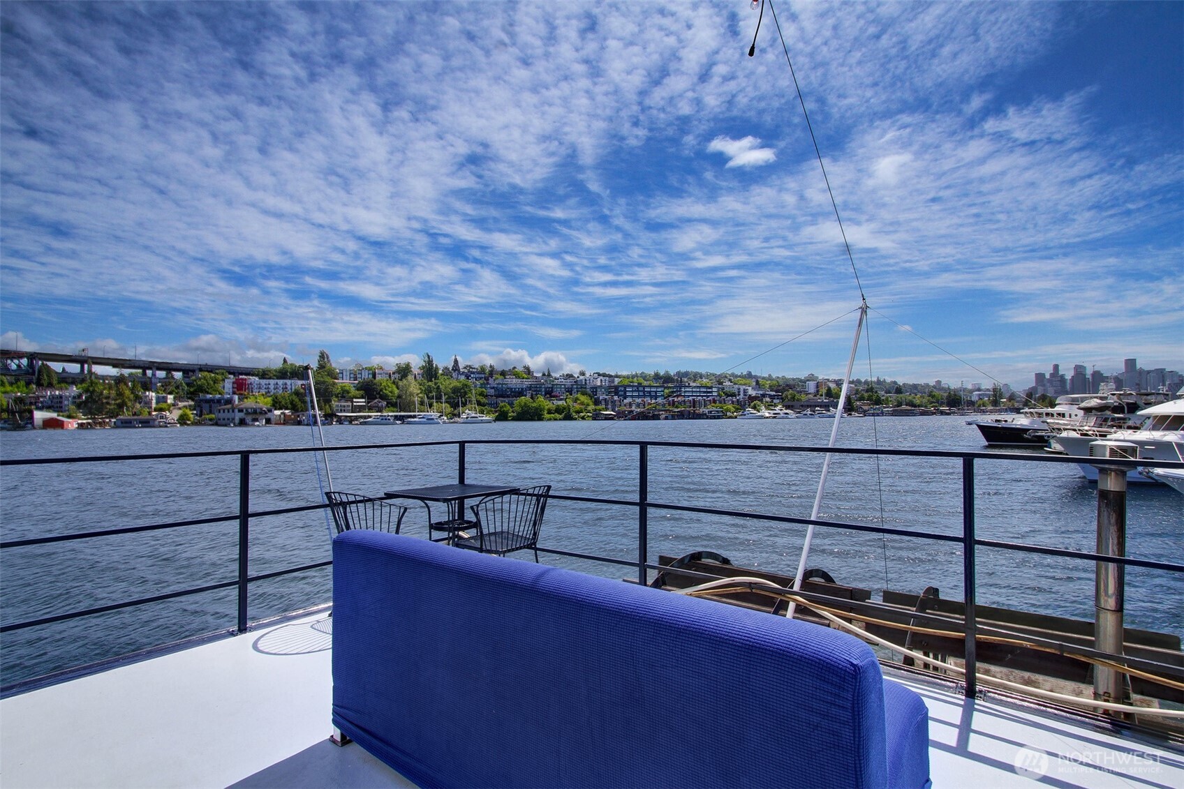 2401 N Northlake Way #B13, Seattle, WA 98103