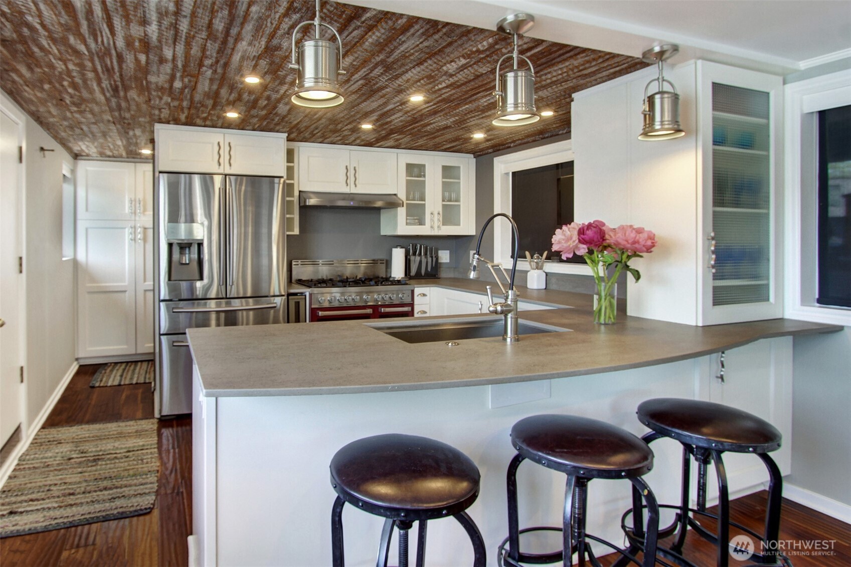 2401 N Northlake Way #B13, Seattle, WA 98103