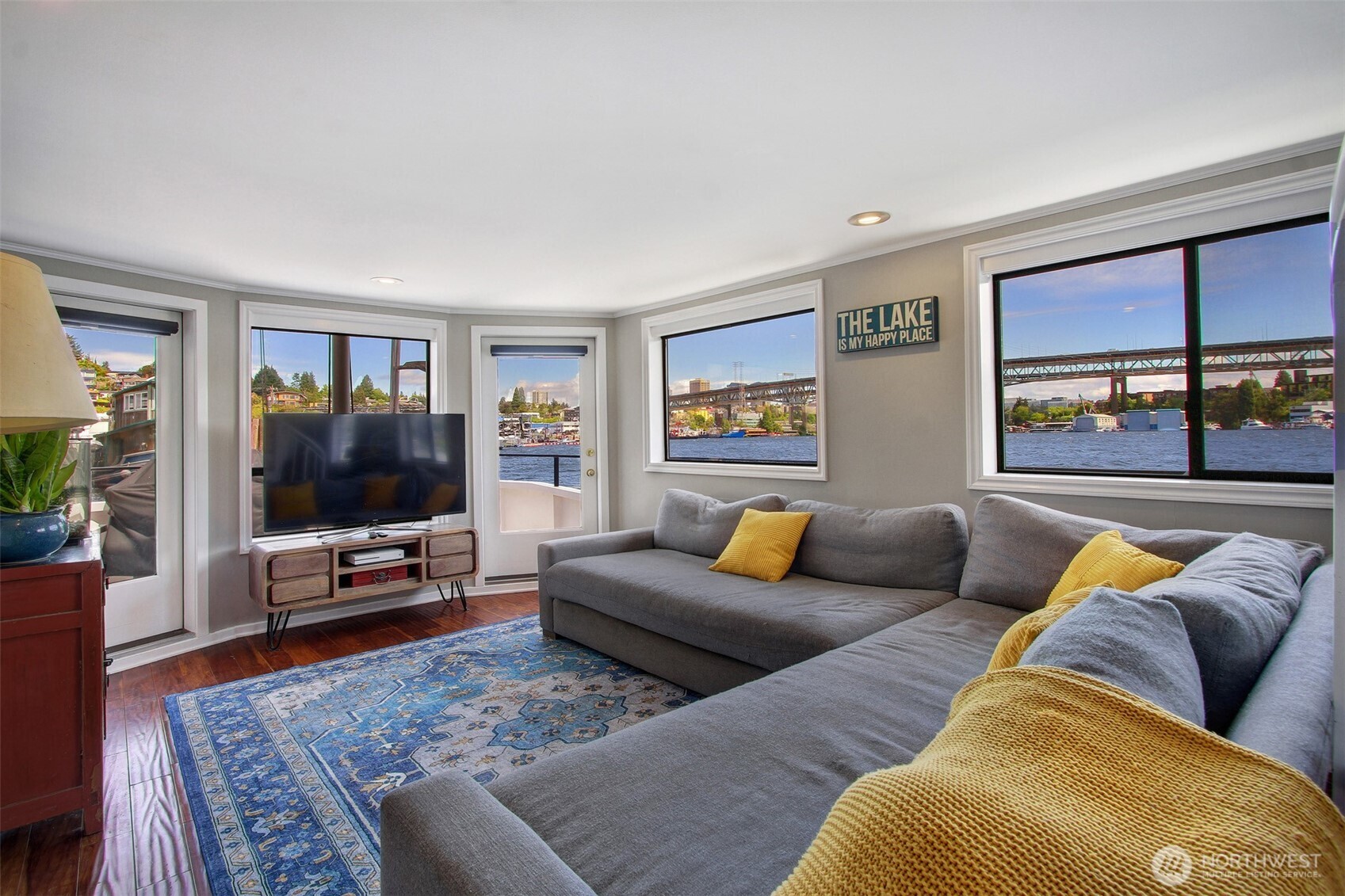 2401 N Northlake Way #B13, Seattle, WA 98103