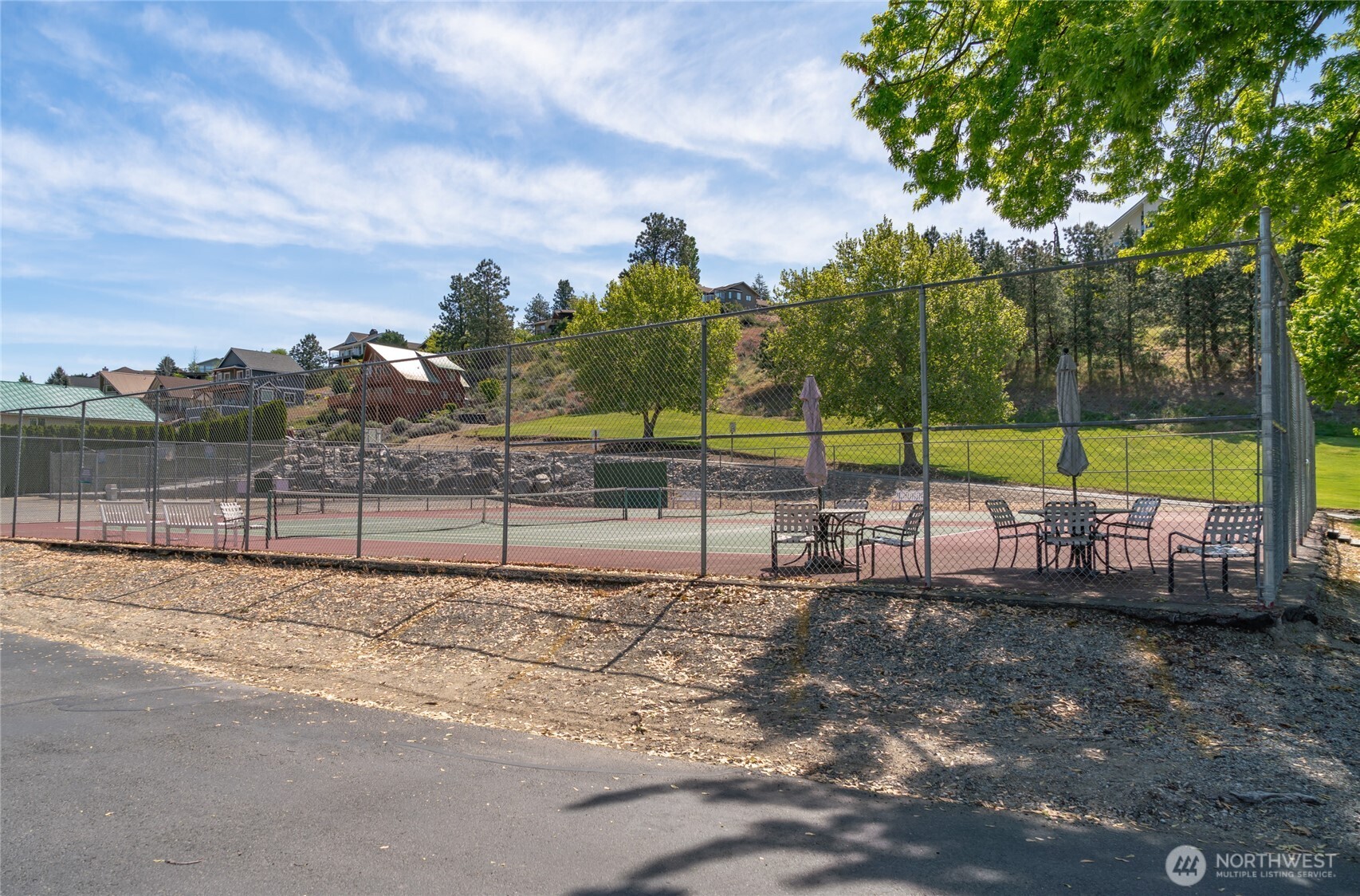 245 Lakeview Avenue , Orondo, WA 98843