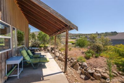 245 Lakeview Avenue , Orondo, WA 98843 - Photo 4