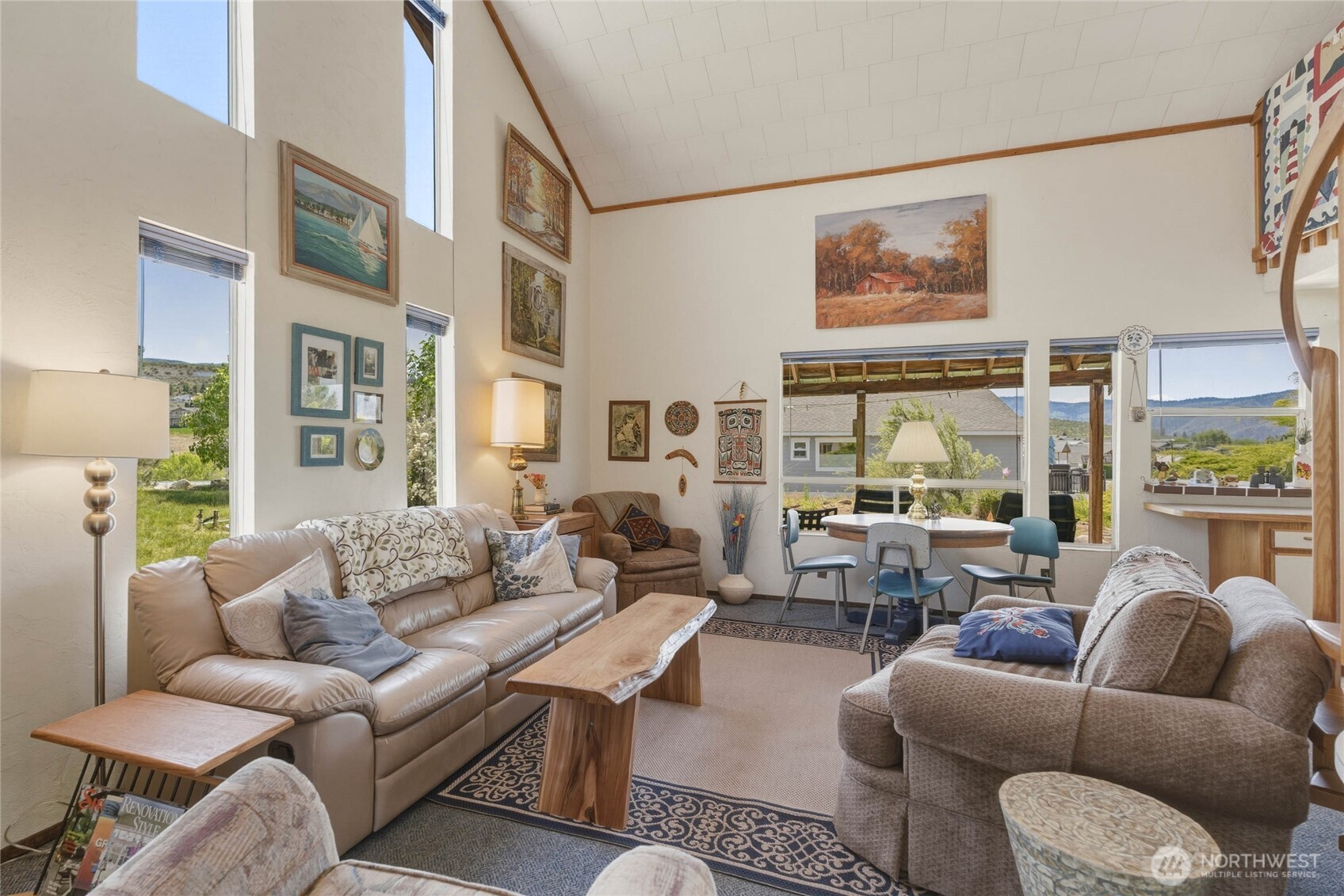 245 Lakeview Avenue , Orondo, WA 98843
