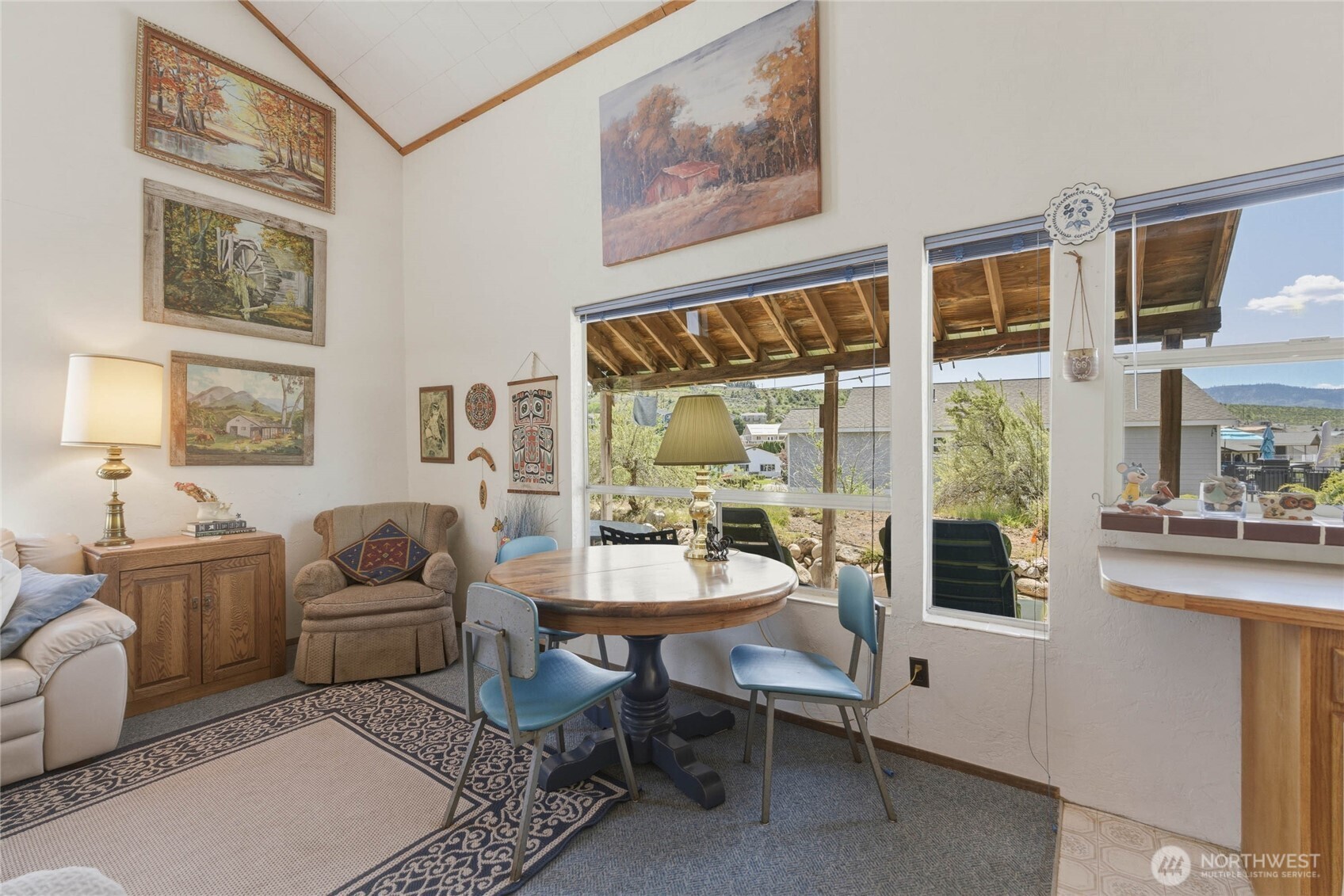 245 Lakeview Avenue , Orondo, WA 98843