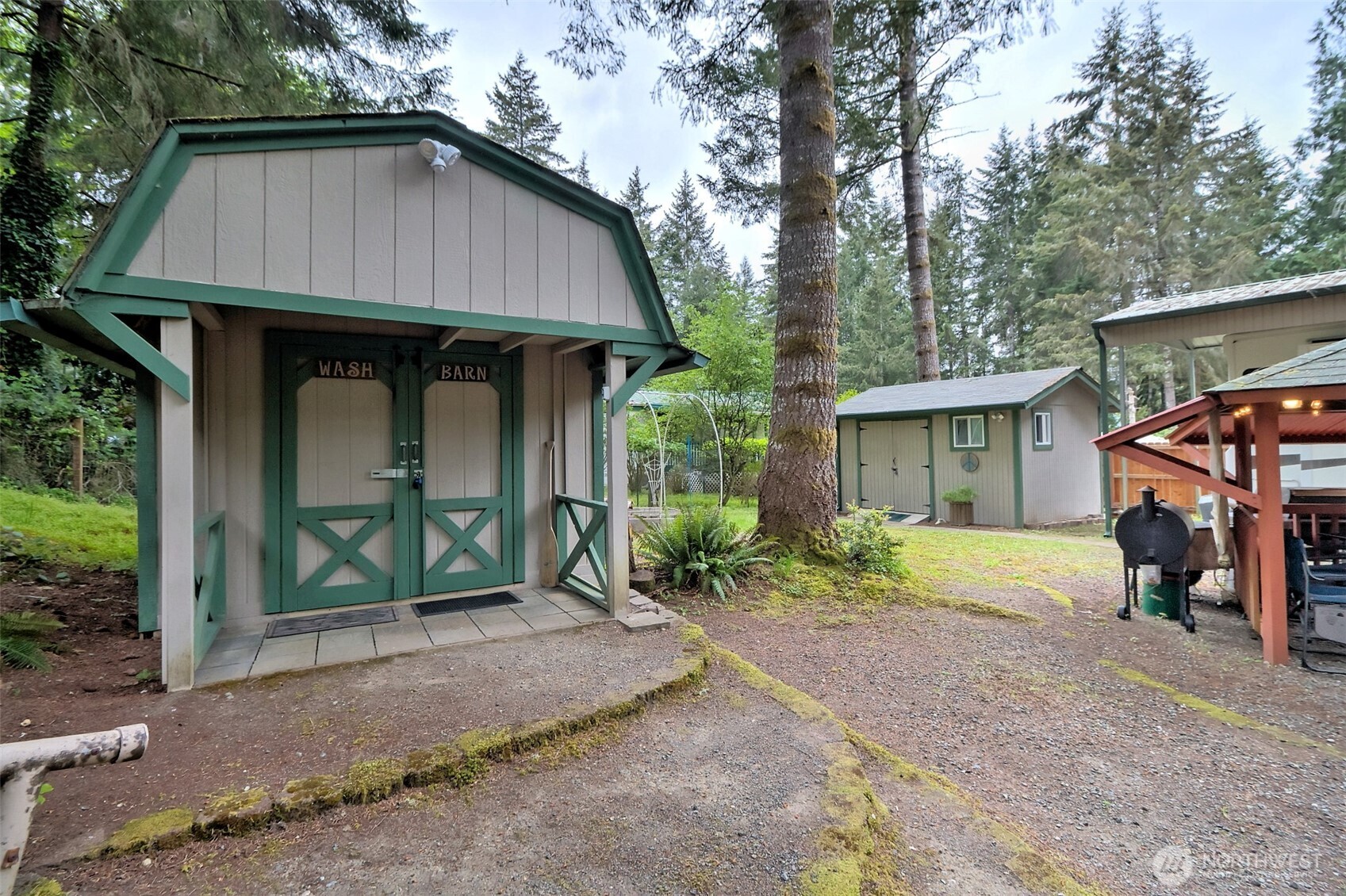 1261 E Lakeshore Drive W, Shelton, WA 98584