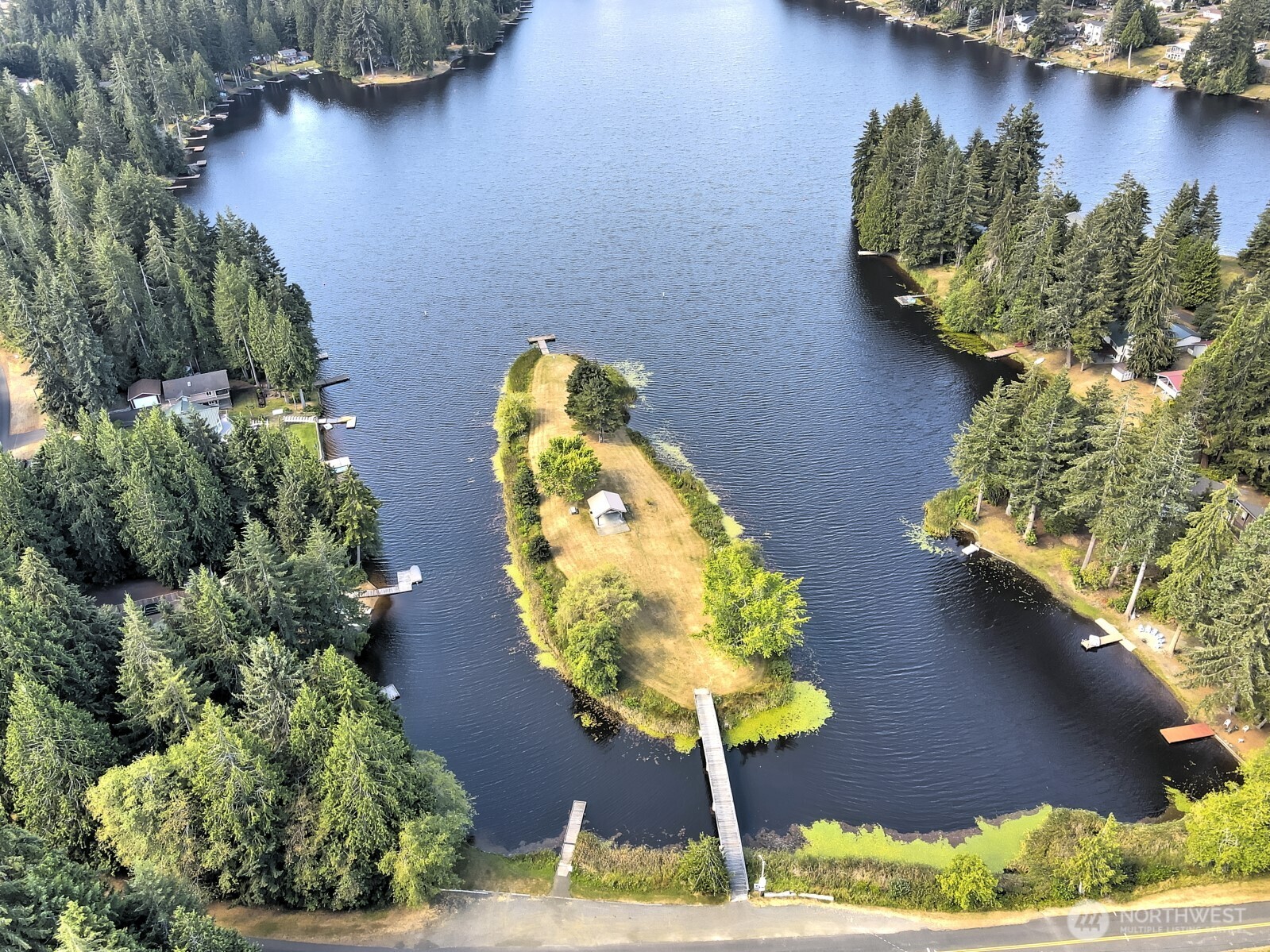 1261 E Lakeshore Drive W, Shelton, WA 98584