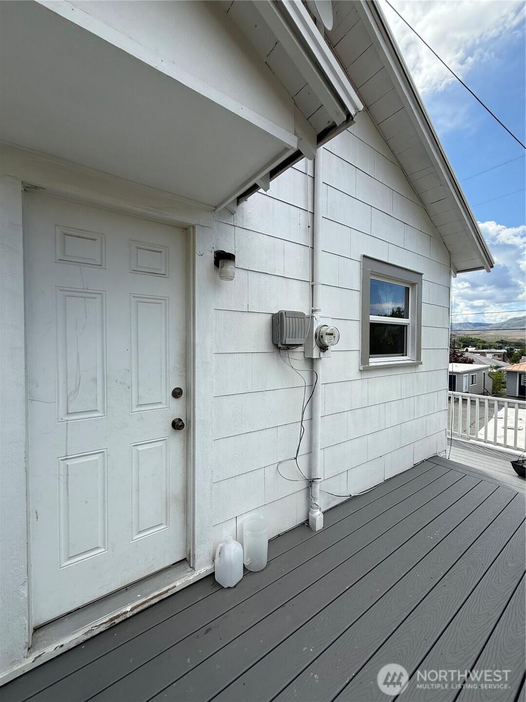 12 Dewberry Avenue W, Omak, WA 98841