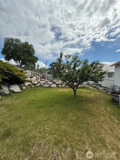 12 Dewberry Avenue W, Omak, WA 98841 - Photo 24