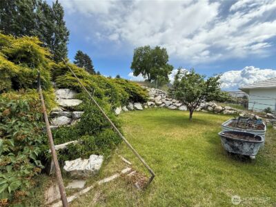 12 Dewberry Avenue W, Omak, WA 98841 - Photo 25