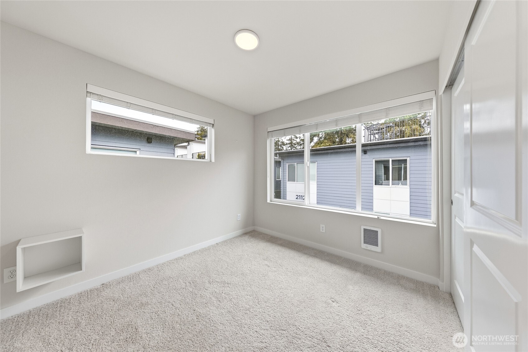 2116 N 147th St #E, Shoreline, WA 98133-6753