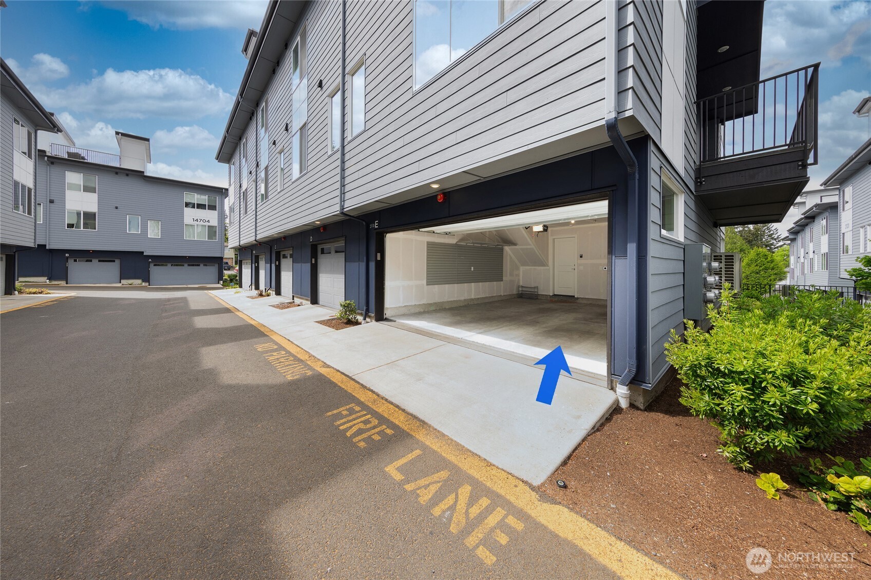 2116 N 147th St #E, Shoreline, WA 98133-6753