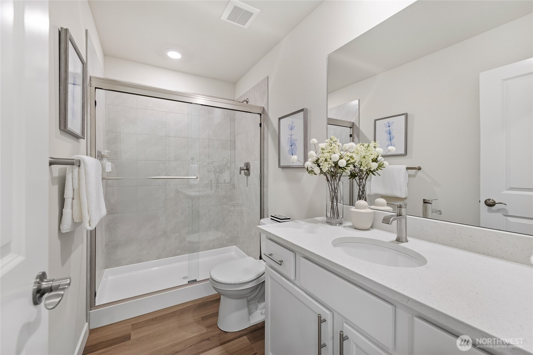 2116 N 147th St #E, Shoreline, WA 98133-6753