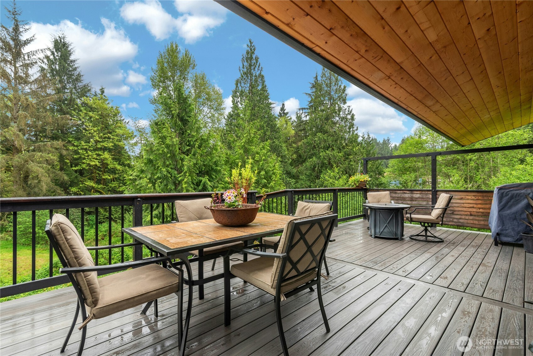 1527 Newberg Road , Snohomish, WA 98290