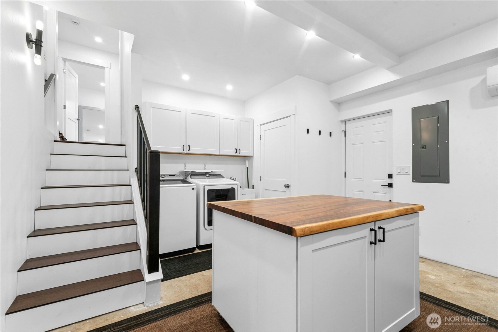 1527 Newberg Road , Snohomish, WA 98290