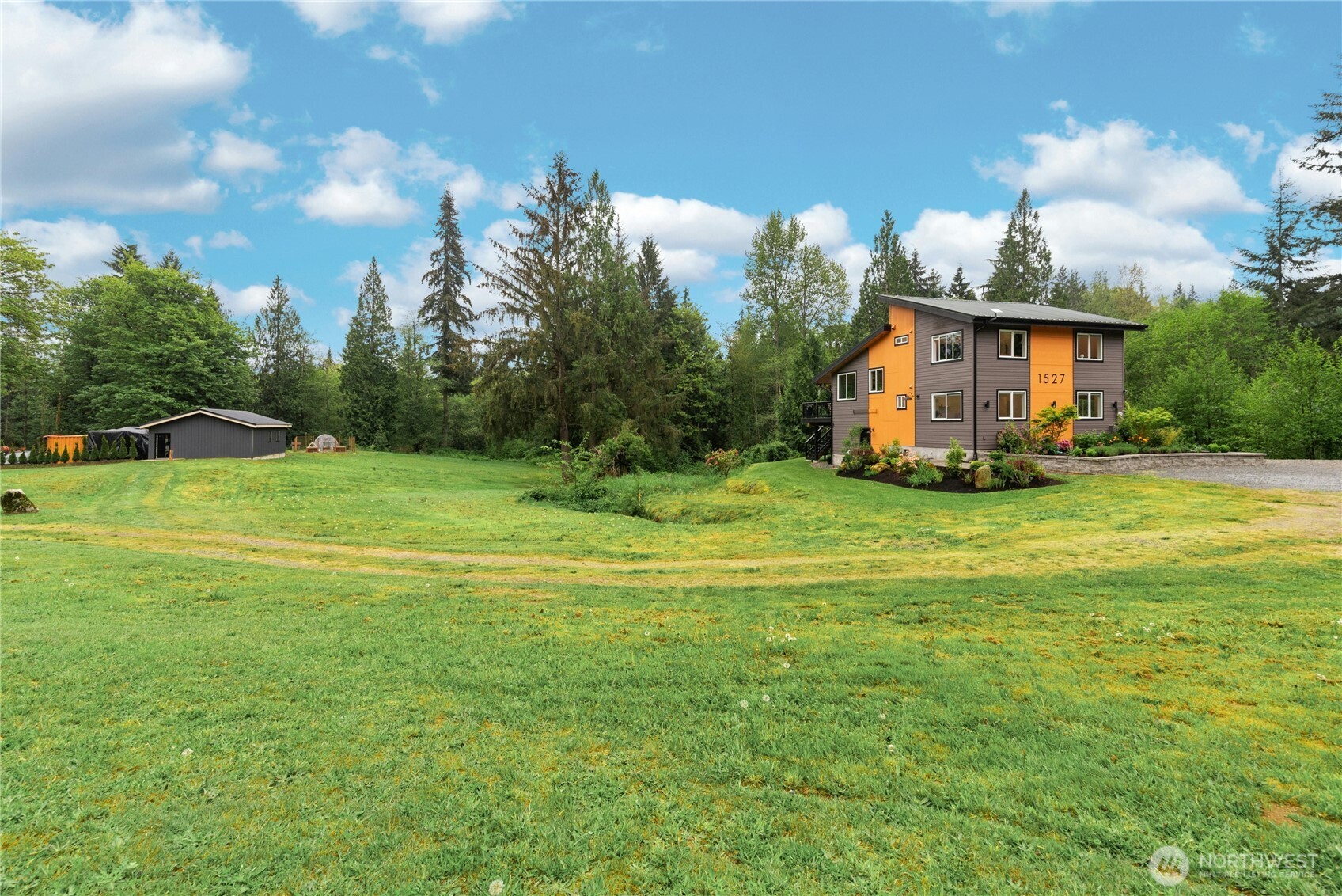 1527 Newberg Road , Snohomish, WA 98290