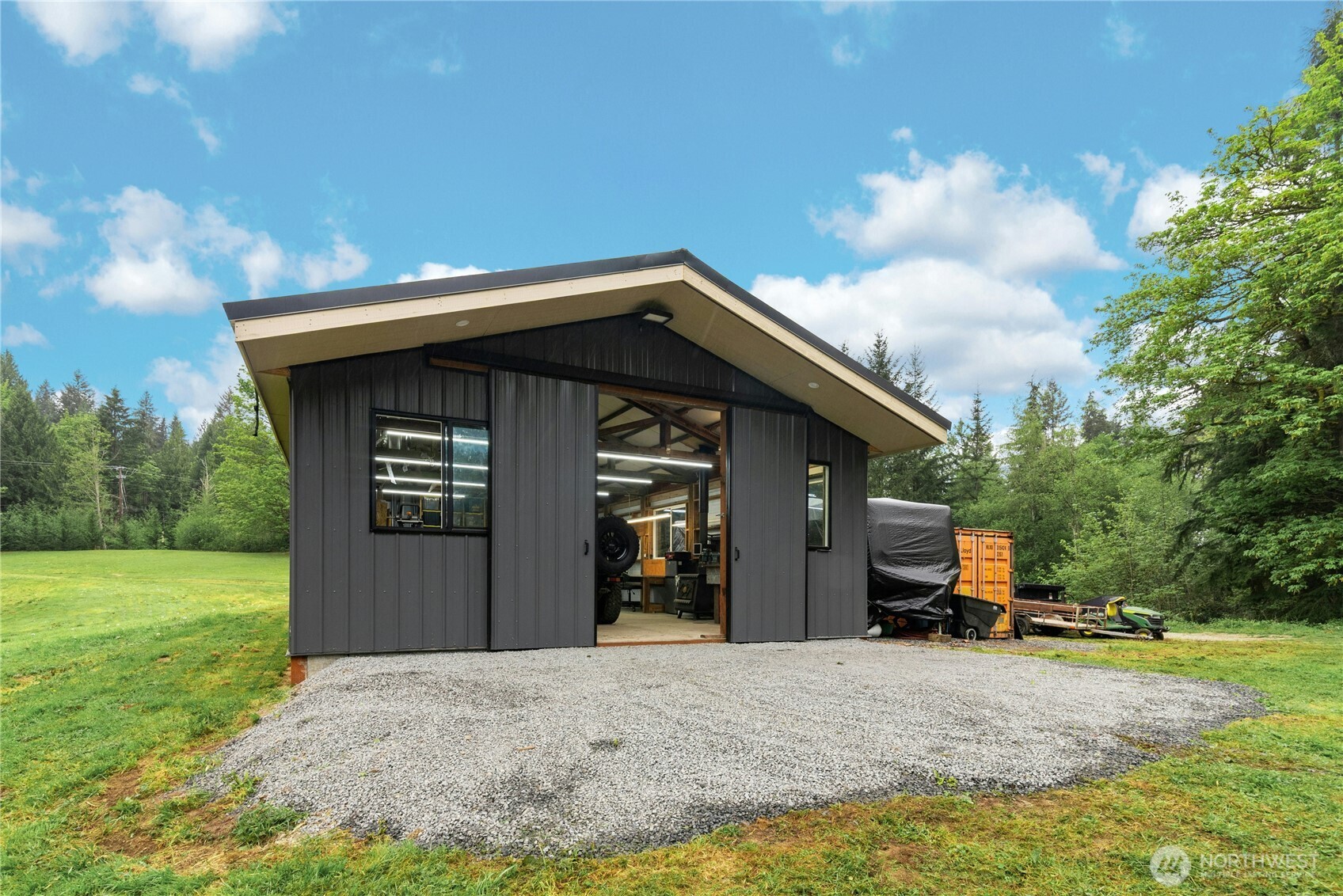 1527 Newberg Road , Snohomish, WA 98290