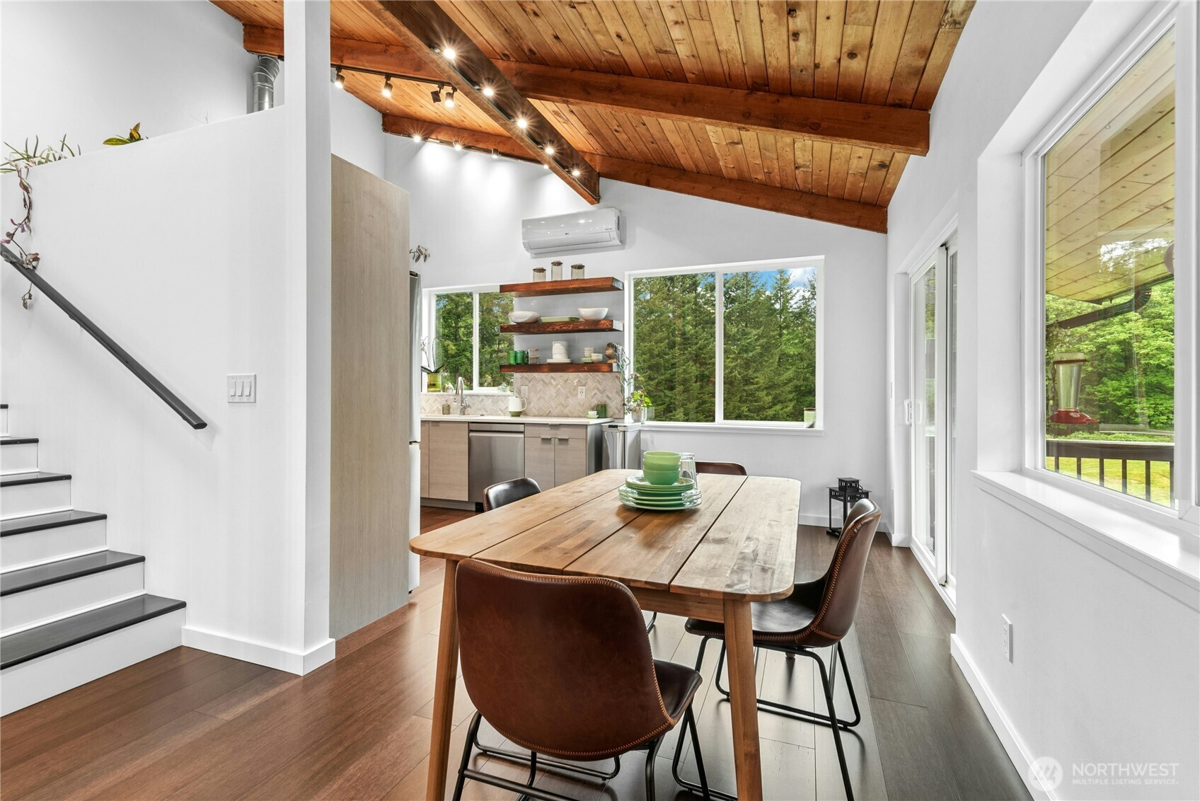 1527 Newberg Road , Snohomish, WA 98290