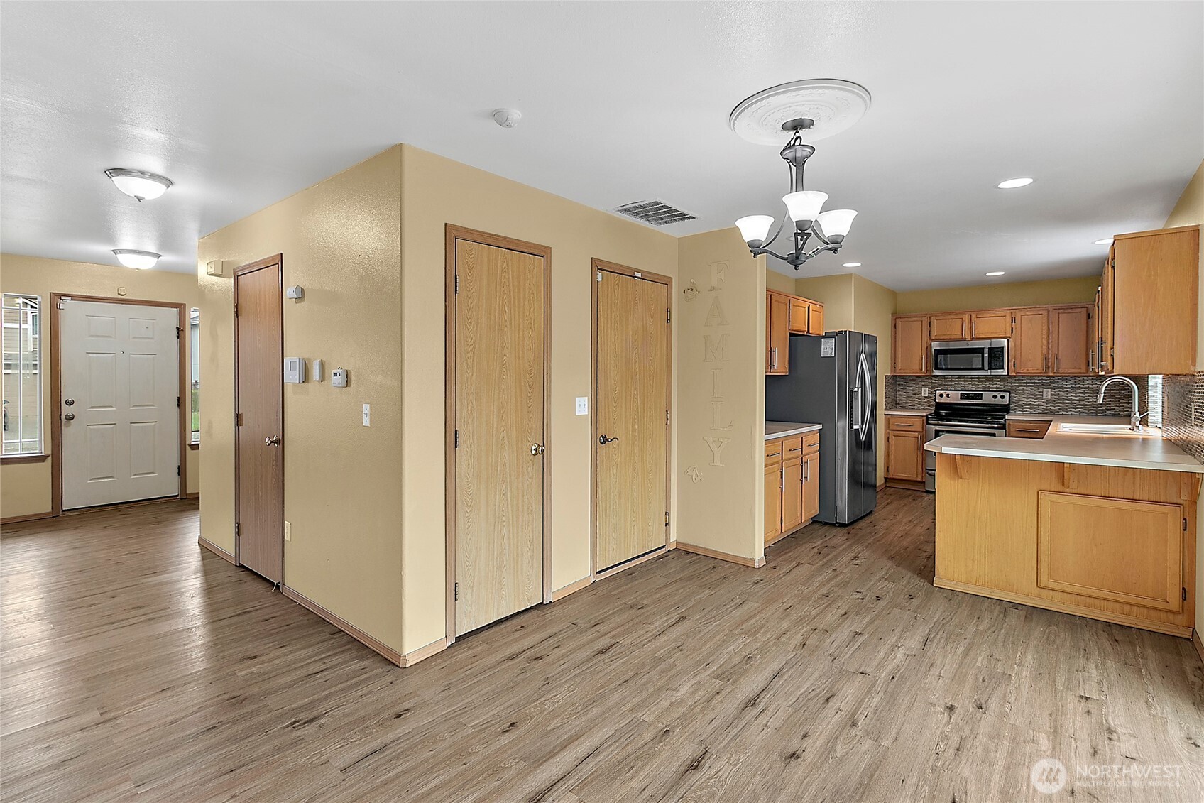 1324 E 181st Street Ct E, Spanaway, WA 98387