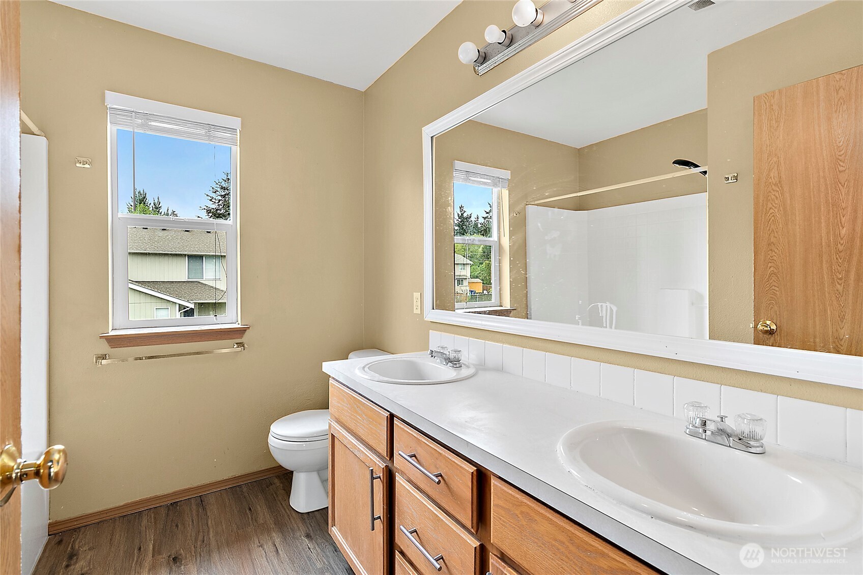 1324 E 181st Street Ct E, Spanaway, WA 98387