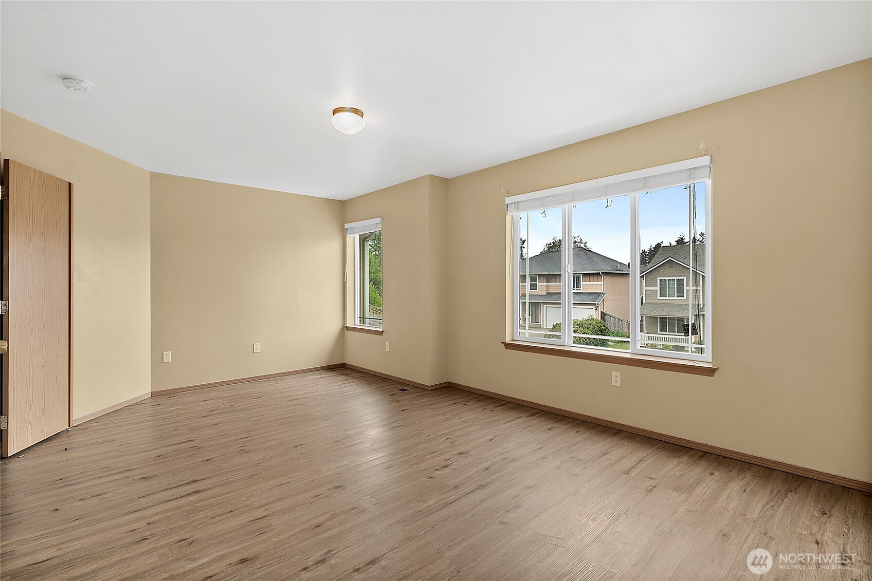 1324 E 181st Street Ct E, Spanaway, WA 98387