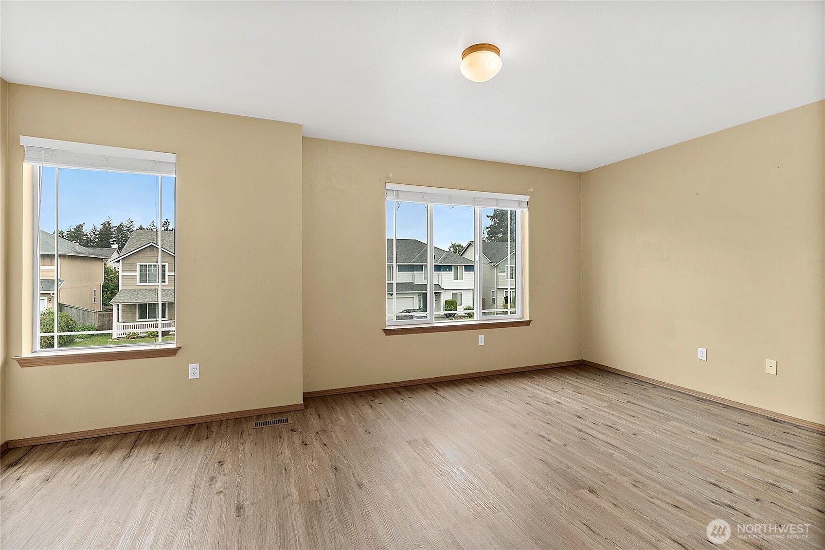 1324 E 181st Street Ct E, Spanaway, WA 98387