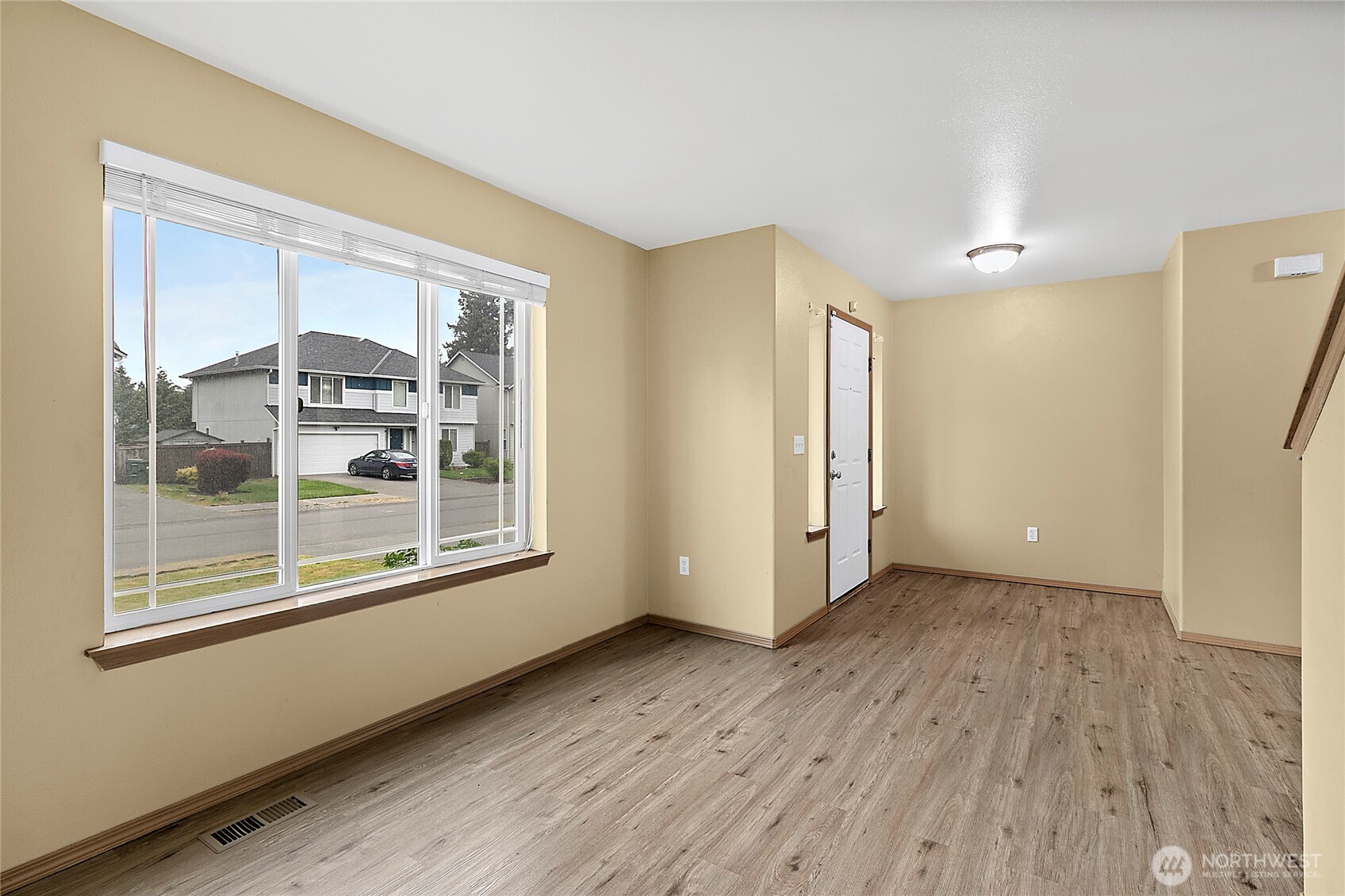1324 E 181st Street Ct E, Spanaway, WA 98387