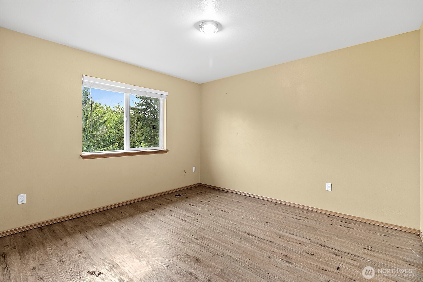1324 E 181st Street Ct E, Spanaway, WA 98387