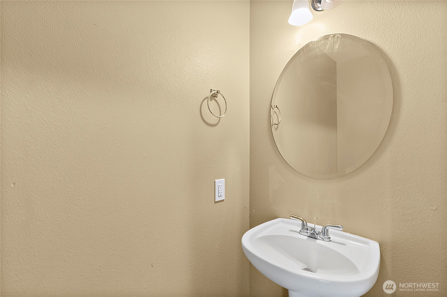 1324 E 181st Street Ct E, Spanaway, WA 98387