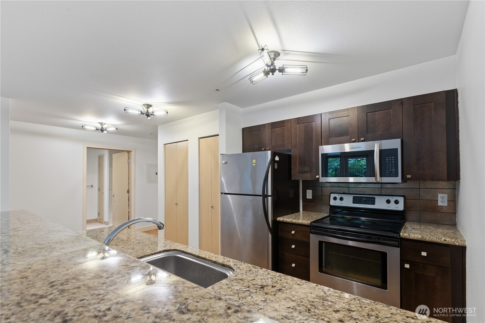1620 Belmont Avenue #121, Seattle, WA 98122