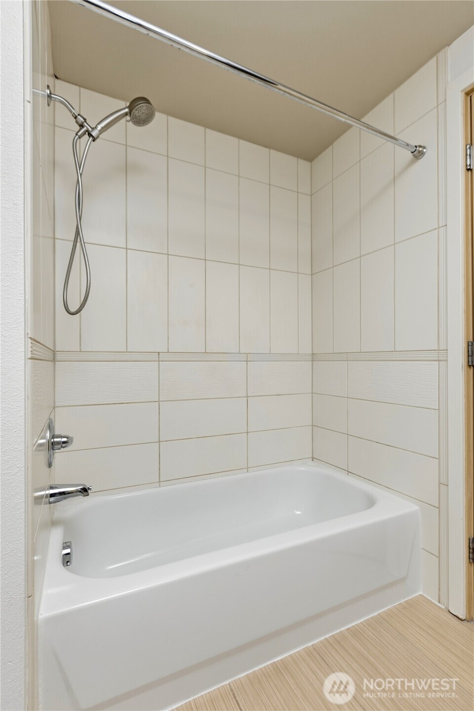 1620 Belmont Avenue #121, Seattle, WA 98122