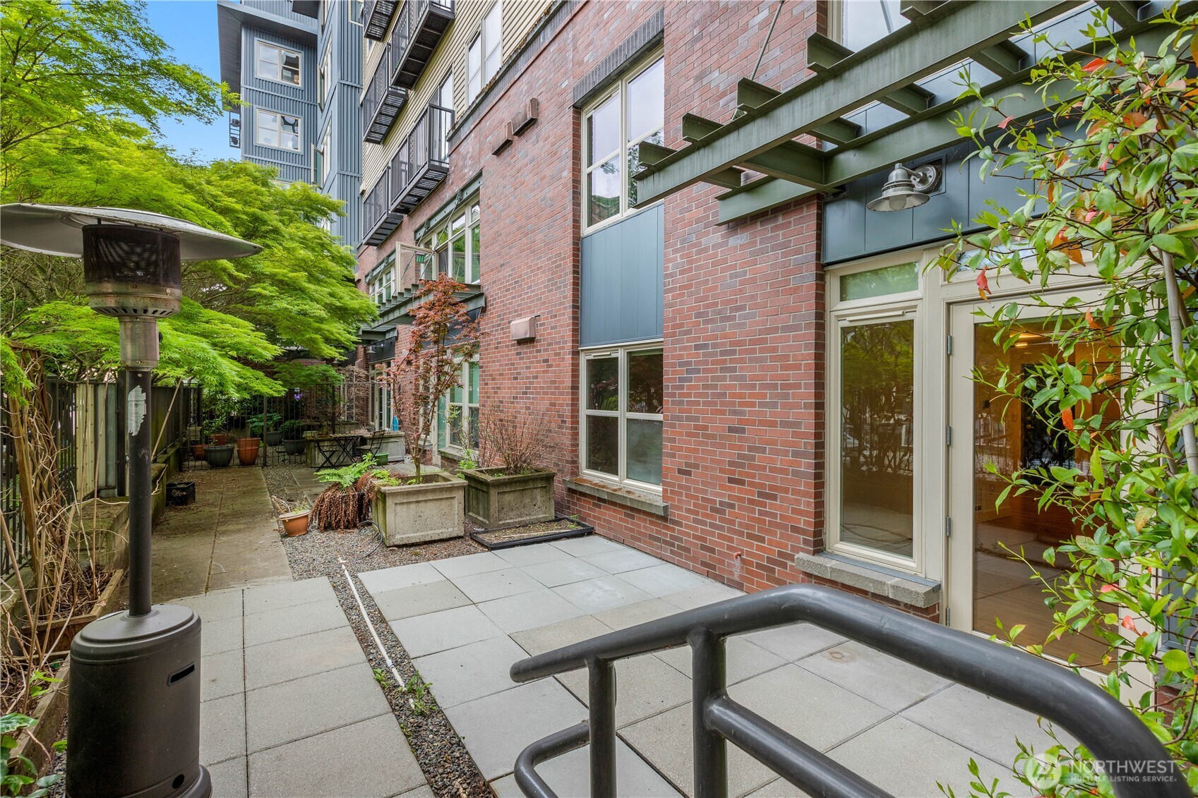1620 Belmont Avenue #121, Seattle, WA 98122