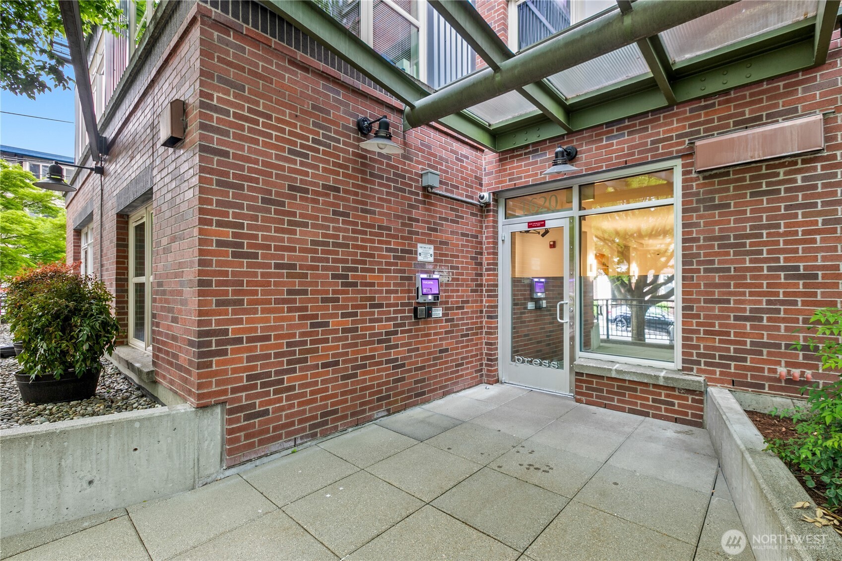 1620 Belmont Avenue #121, Seattle, WA 98122