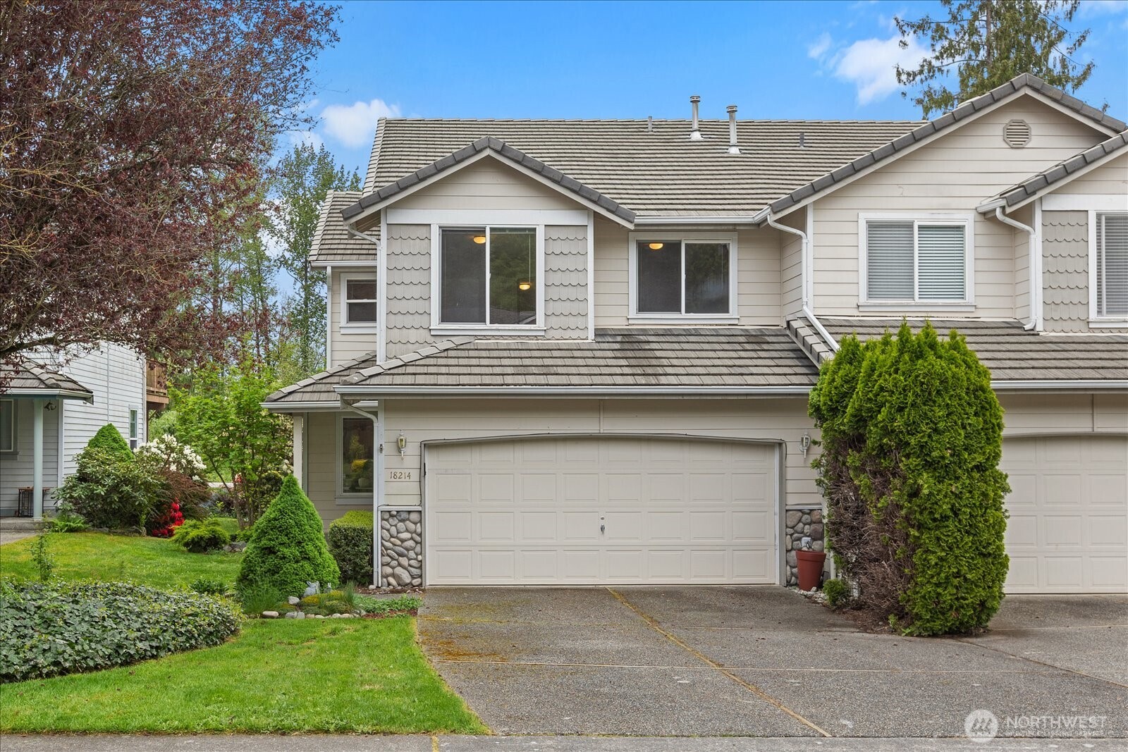 18214 Champions Drive , Arlington, WA 98223