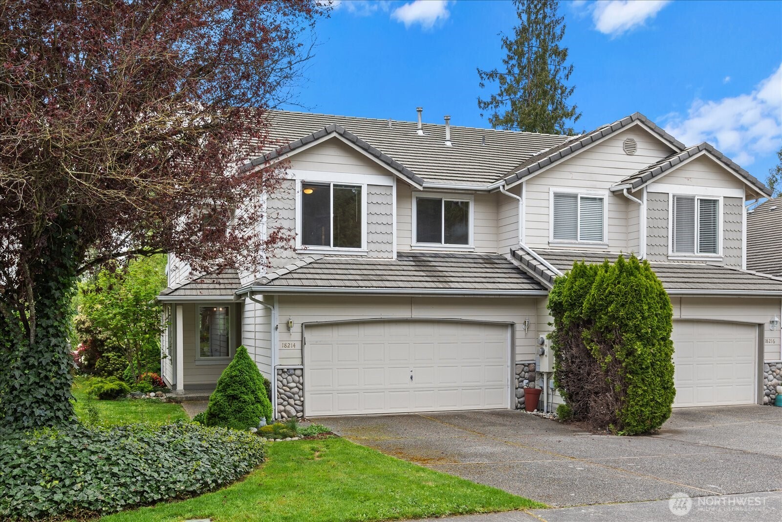 18214 Champions Drive , Arlington, WA 98223