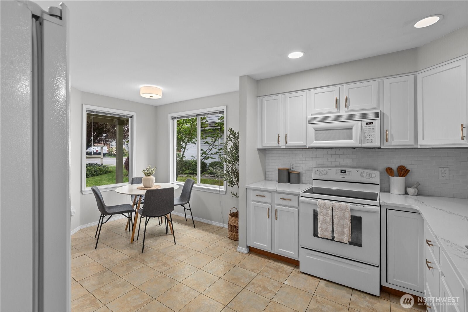 18214 Champions Drive , Arlington, WA 98223