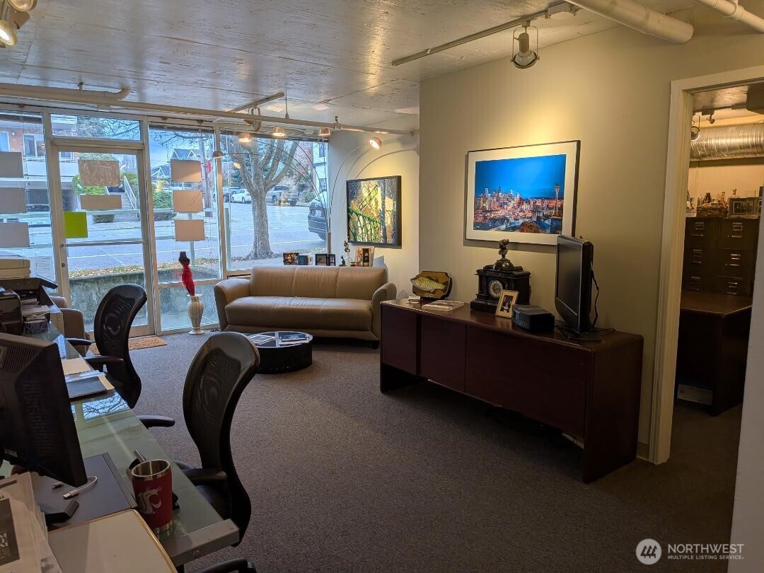 6300 32nd Avenue NW #C106, Seattle, WA 98107