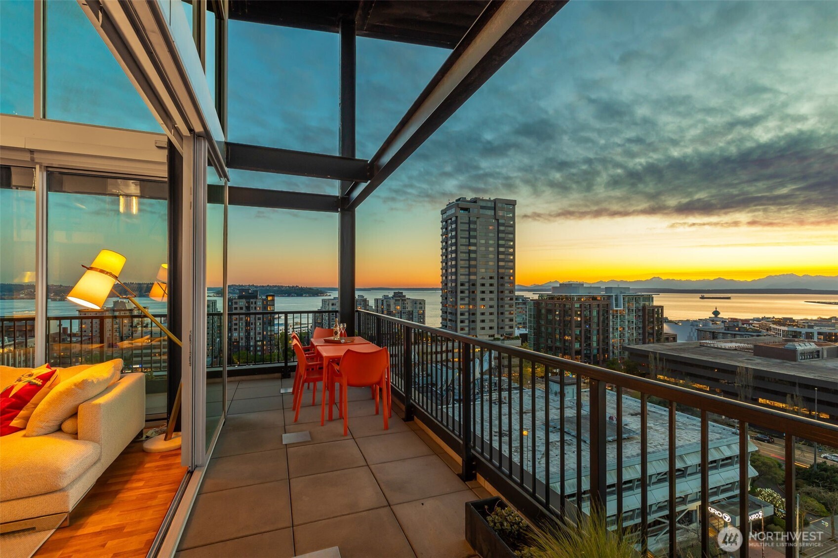 2720 3rd Avenue #PH1, Seattle, WA 98121