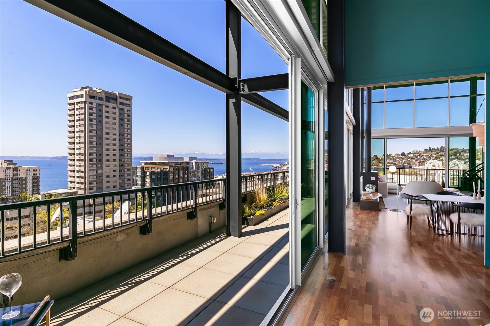 2720 3rd Avenue #PH1, Seattle, WA 98121